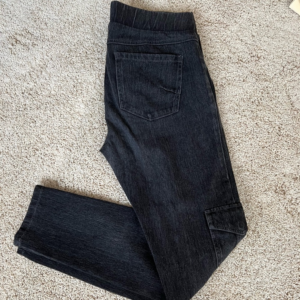 Cabi Black Denim Cargo Jeans/Leggings
